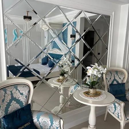 דירה Luxury By White Titanicbreeze